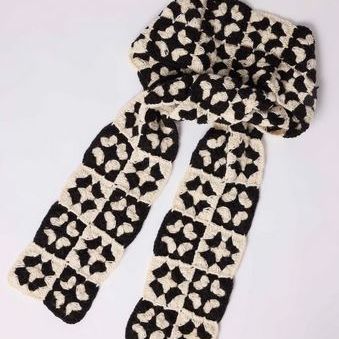 Black/White Crochet Scarf
