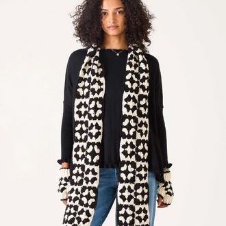 Black/White Crochet Scarf