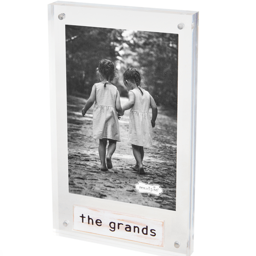 The Grands Frame