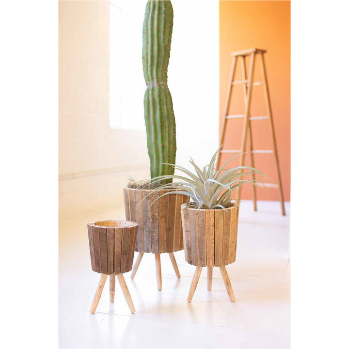 Round Wooden Planter (SM)